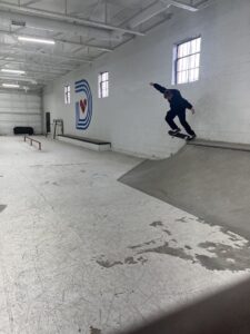 4dwn © Natalie Johnson on Google Maps