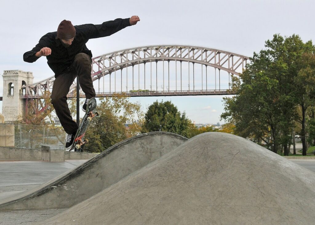 Astoria Skate Park © Astoria Skate Park on Google Maps
