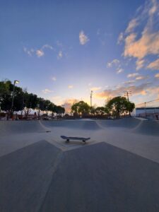Bell Gardens Skatepark. © Alexander on Google Maps