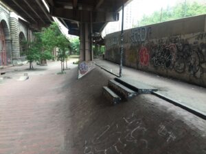 Brooklyn Banks © S England on Google Maps