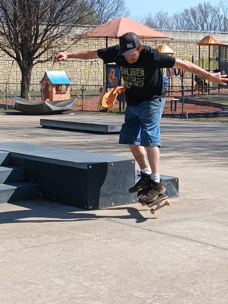 Clinton Skatepark © Jody T on Google Maps
