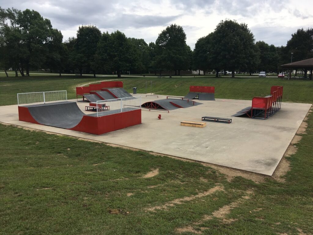 Coldwater Park-skateboard Park © Joshua Holicki on Google Maps