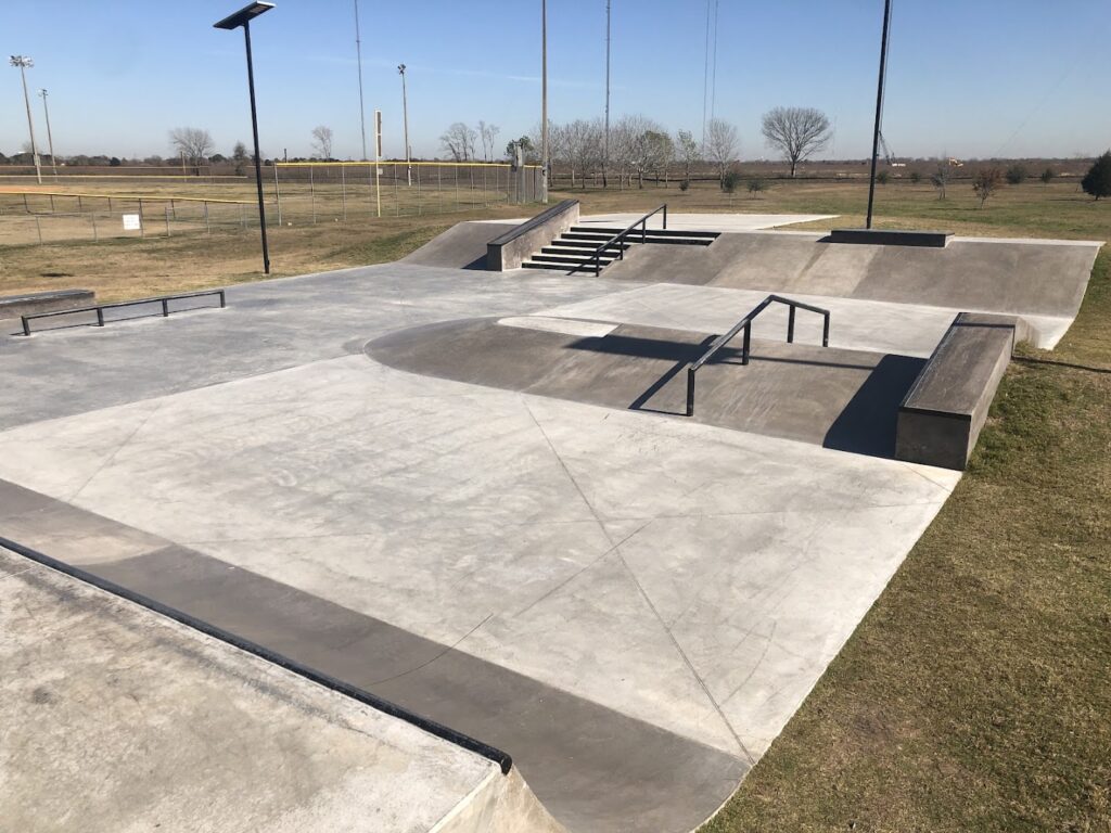 Community Park Skatepark © Mitchell Nguyen on Google Maps