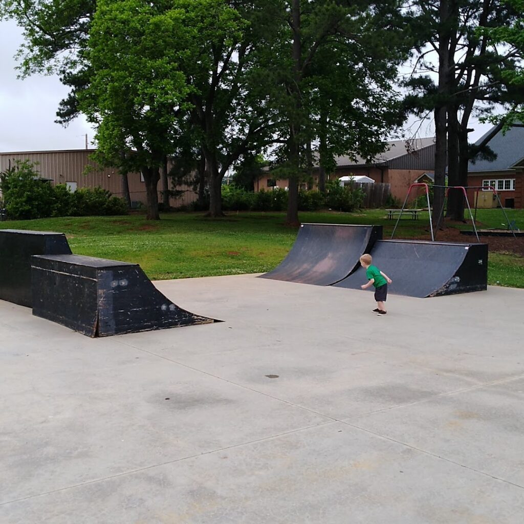 Cornelia Skate Park © Clifford Peyton on Google Maps