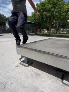 Country Village Park Skatepark © Mike Schwartz on Google Maps