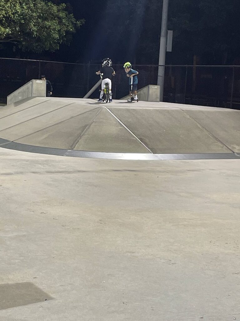 Country Village Park Skatepark © Brettney Albo on Google Maps