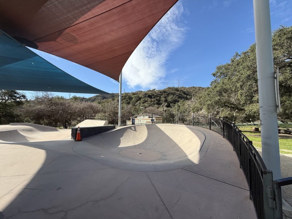 Crescenta Valley Skatepark © Sylk Eats on Google Maps