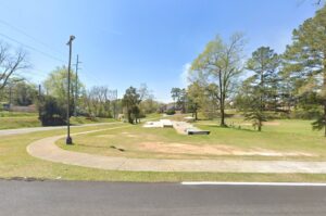 Diy Skatepark Of Milledgeville © Dylan m8 on Google Maps