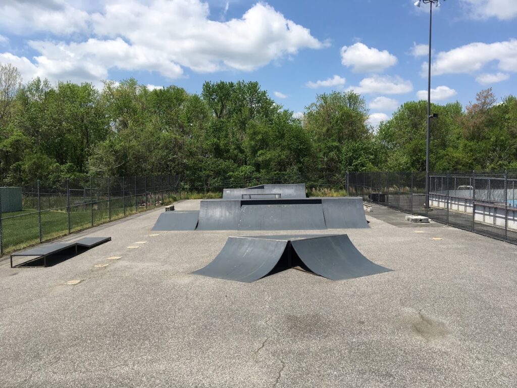 Deen Skatepark © H Rodriguez on Google Maps