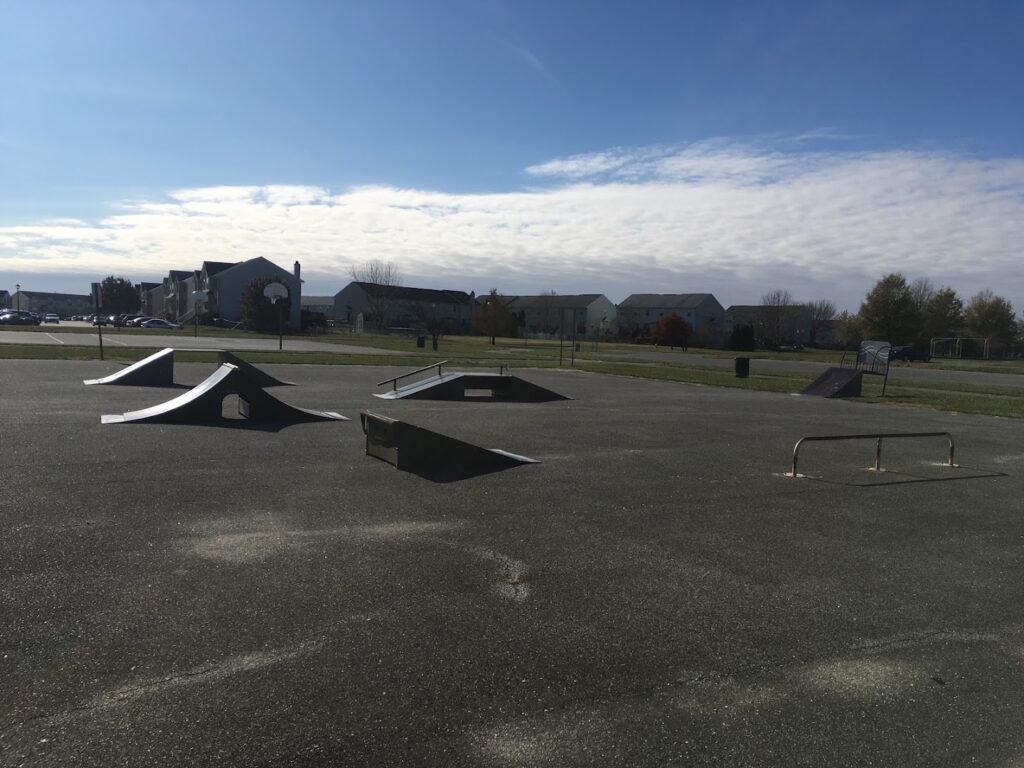 Doc Levinson Skateboard Park © H Rodriguez on Google Maps