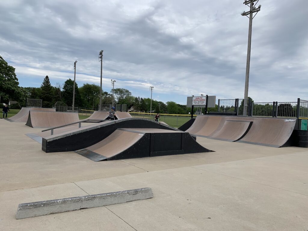 Francine L. Pease Skate Park © Gabajou Sackboy on Google Maps