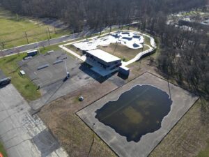 Free Fall Action Park © Joe Hodnett on Google Maps