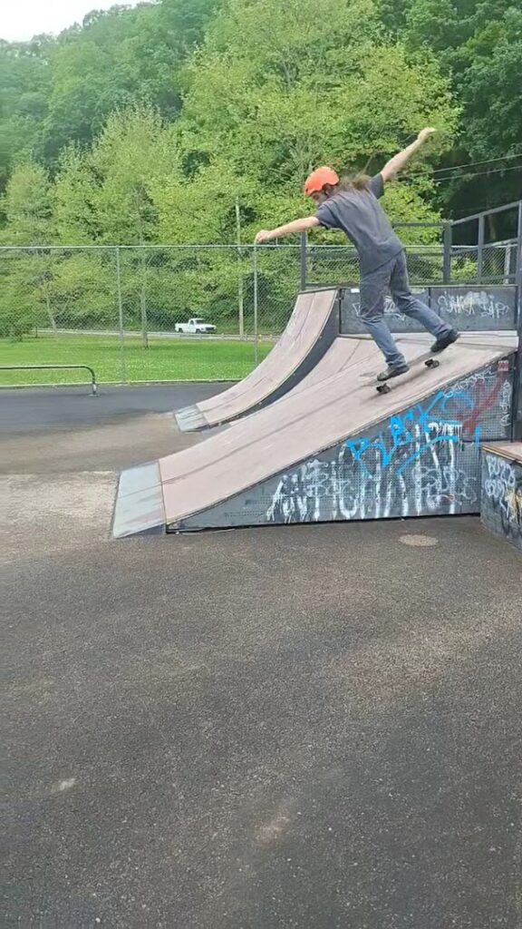 Gmc Alpine Skatepark © Kolaug Drgolf on Google Maps