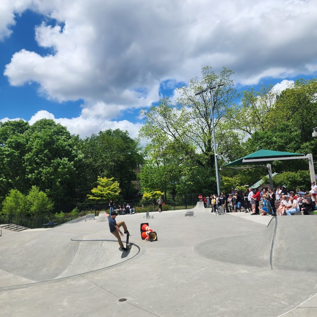 Gainesville Skatepark © Monet Salamon on Google Maps