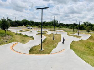 Gaylord Sackler Memorial Skate Park © Darwin VanDyke on Google Maps