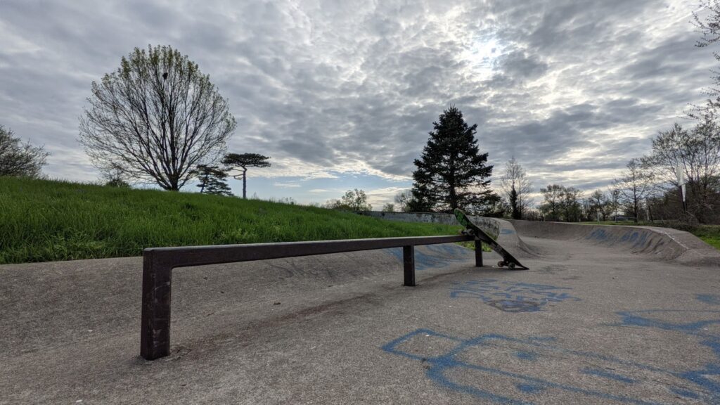 Glendale Skatepark © William Scott on Google Maps