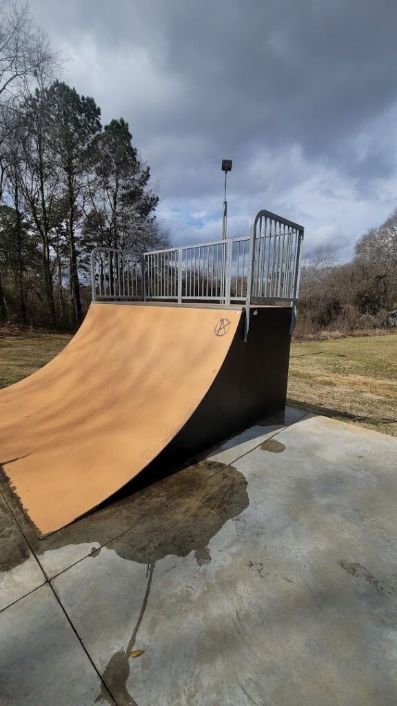 Grantville Skatepark © A Worthy Man on Google Maps