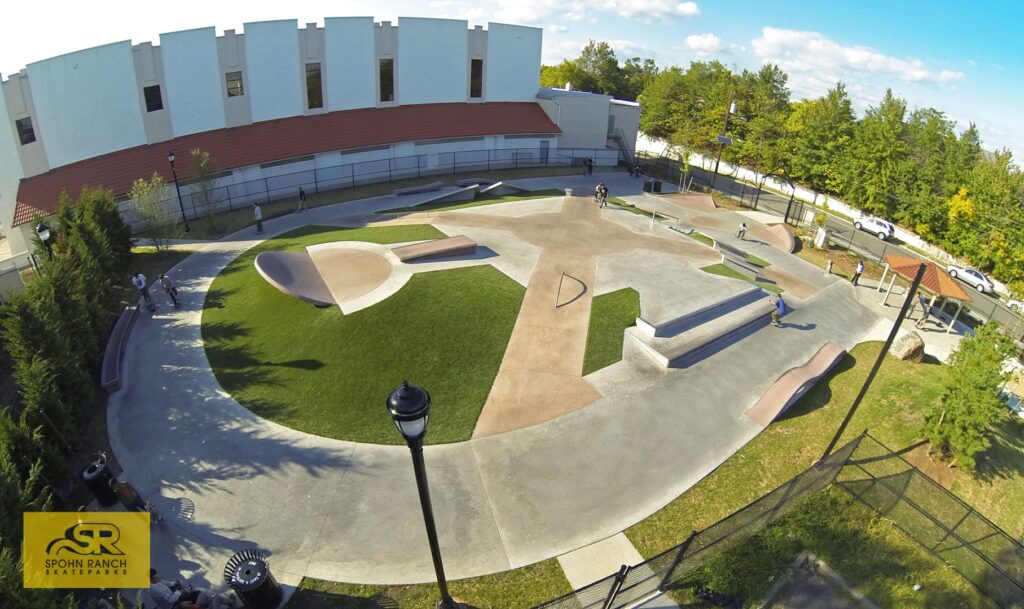 Holland Playfield & Skatepark © Michael Stanfield on Google Maps