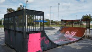 Hollywood West Skate Park © Justin on Google Maps