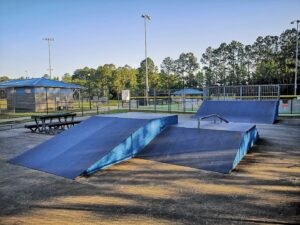 Kingsland Skatepark © Phil3636 on Google Maps
