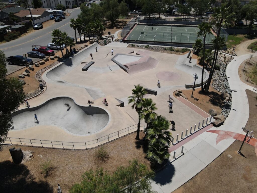 Lakeside Skatepark © Javier Perea on Google Maps