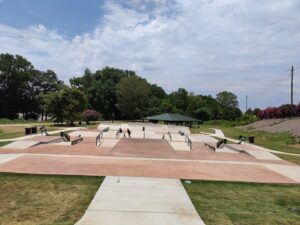 Linear Park Skate Park © Carl Nash (Hunkerdown101) on Google Maps