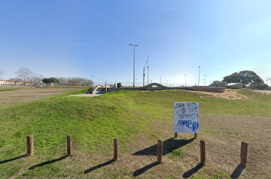 Lockhart City Skatepark © Tommy Boyle on Google Maps