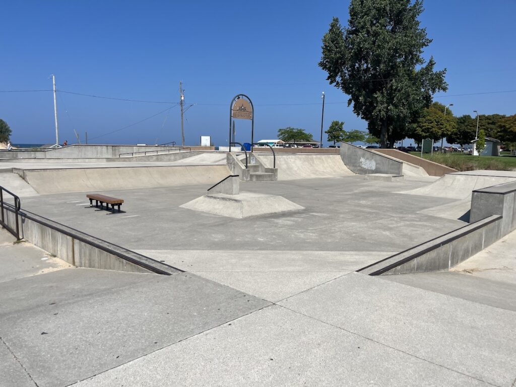 Ludington Skate Park © ZEE GEE on Google Maps