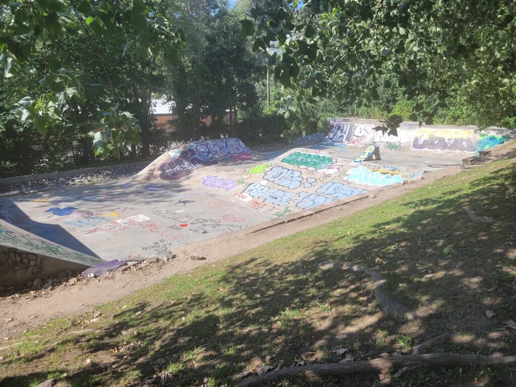 Manton Avenue Skate Park © Ritsu Sana on Google Maps