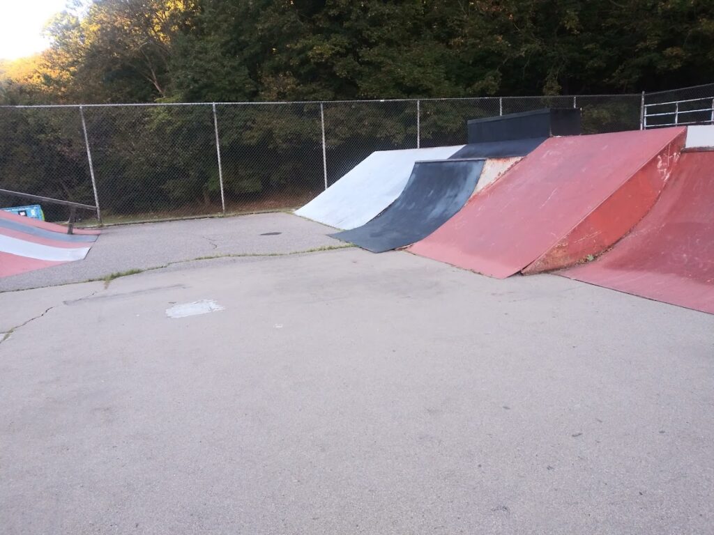 Mckinley Skate Park © Dakota A on Google Maps