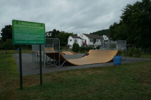Monson Skate Park © Park Report on Google Maps