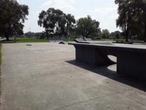 Oak Lawn Skatepark © Wins All on Google Maps