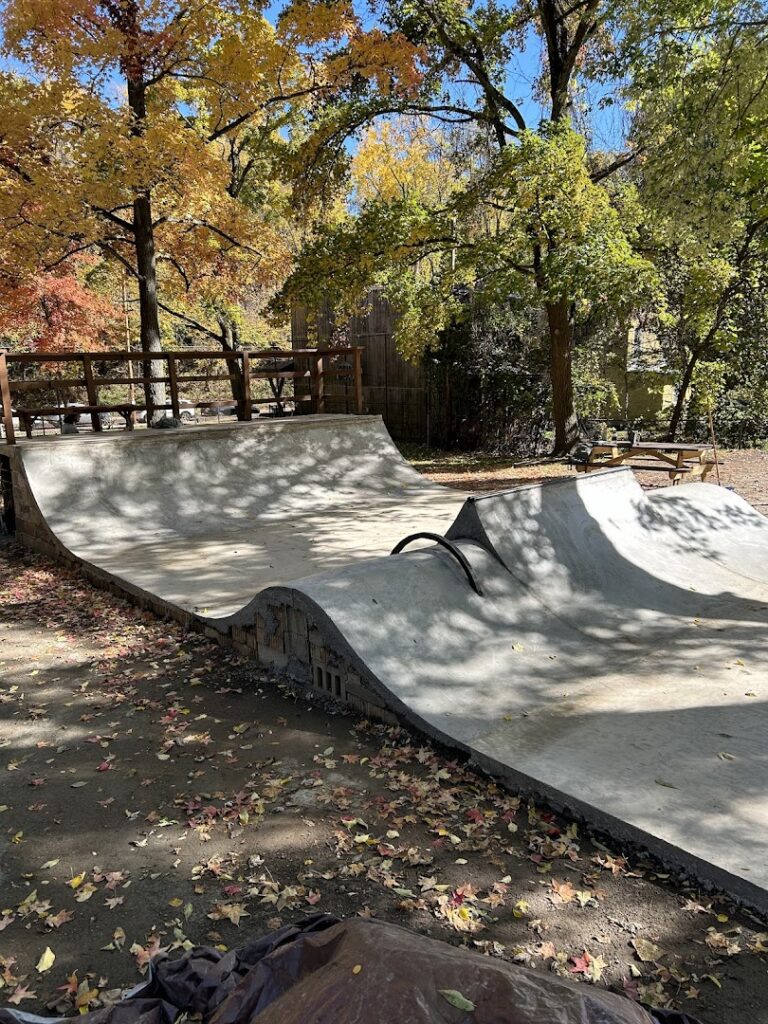 Oakland Diy © Oakland DIY on Google Maps