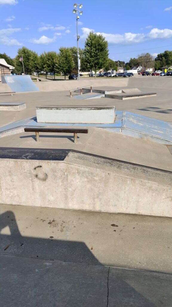 Oshkosh Skate Park © LoveLiveProsper on Google Maps
