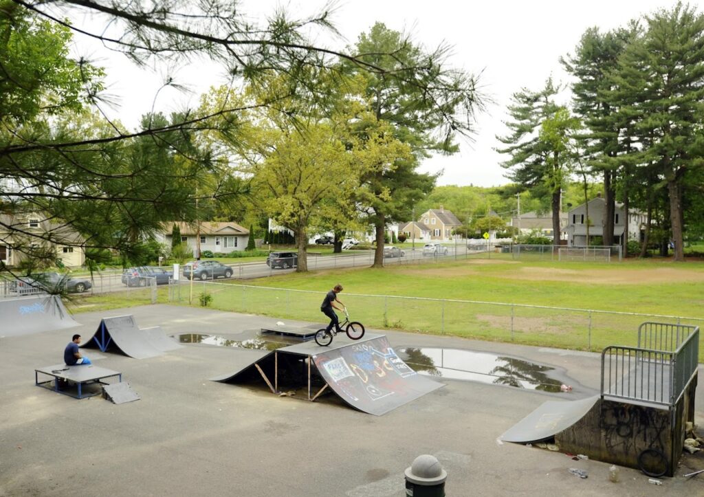 Plummer Park Skatepark © Jen Galvin on Google Maps