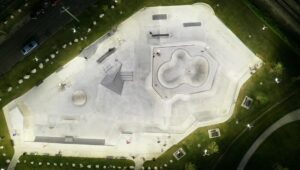 Riverside Skatepark © John Harte on Google Maps