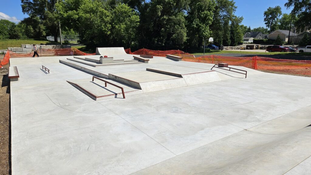 Rochester Skatepark © Skateboarder School on Google Maps
