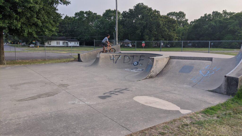 Russellville Skate Park © Adam Thomas on Google Maps