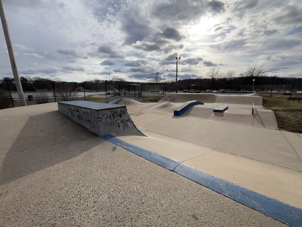 Sayreville Skatepark © Jonathan Barker on Google Maps
