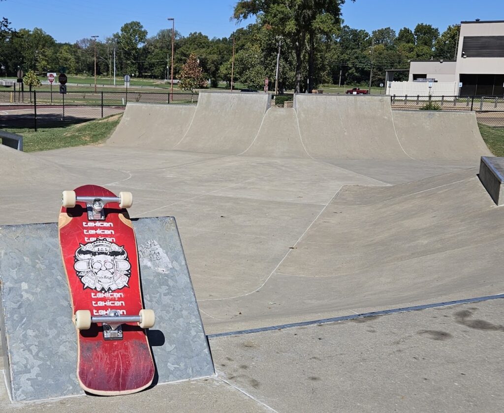 Skatetopia © Artificial Head Records on Google Maps