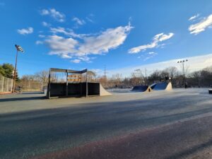 Stonecliffe Action Park © Thomas Coull on Google Maps