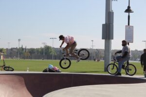 Tustin Legacy Skatepark © HOTROD on Google Maps