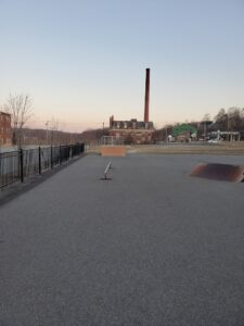 Woonsocket Skatepark © ToeTheFoe on Google Maps