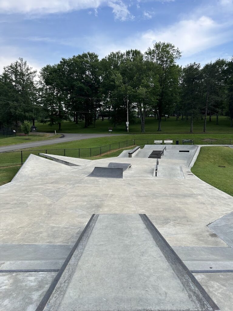 Zelienople Memorial Skate Park © Chris Palandro on Google Maps