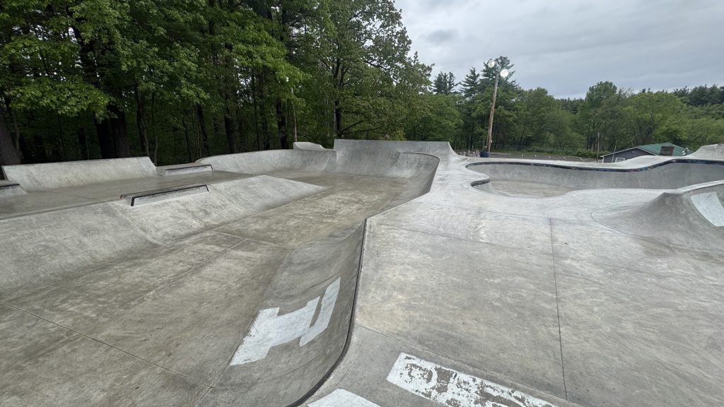 Alexander-carr Park Skatepark © Daniel Cerritos on Google Maps