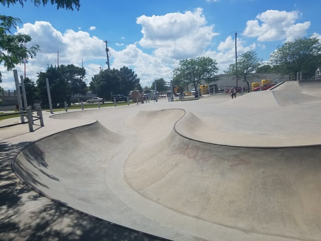 Broadway Skate Park © Anthony Stepka on Google Maps