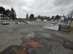 Chisholm Skateboard Park © Quinton Jensen on Google Maps