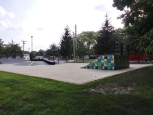 East Twin Park © Rev. Le Anne Clausen de Montes on Google Maps