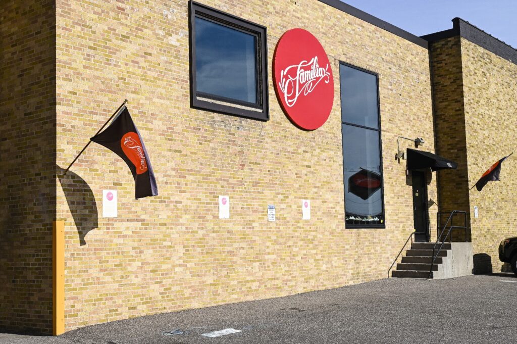 Familia Skateboard Shop © Familia Skateboard Shop on Google Maps