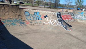 Fountain Lakes – Skateboard Park © Seabee Patriot on Google Maps
